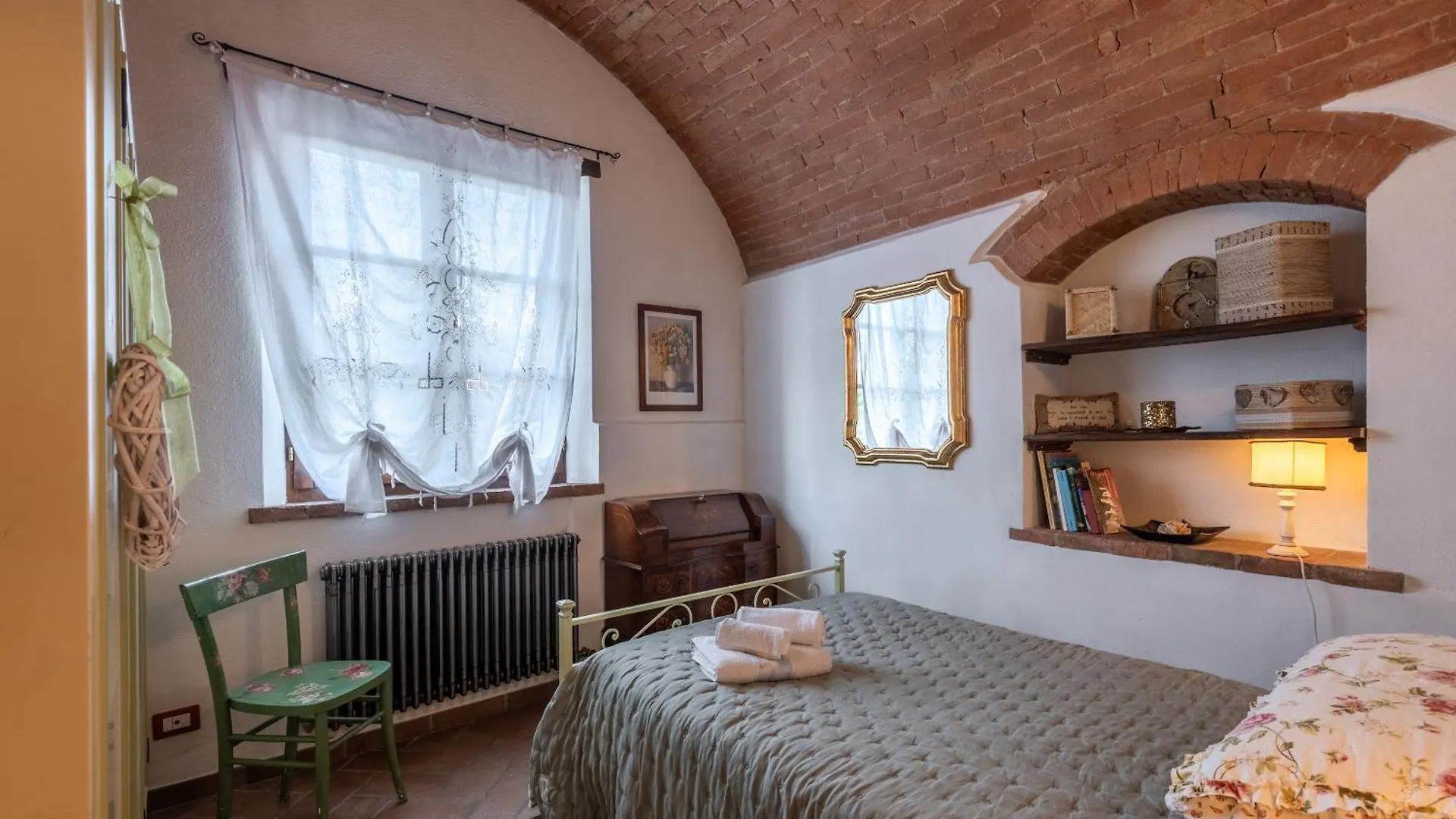 شقة Appartamenti Del Mulino سيينا إيطاليا